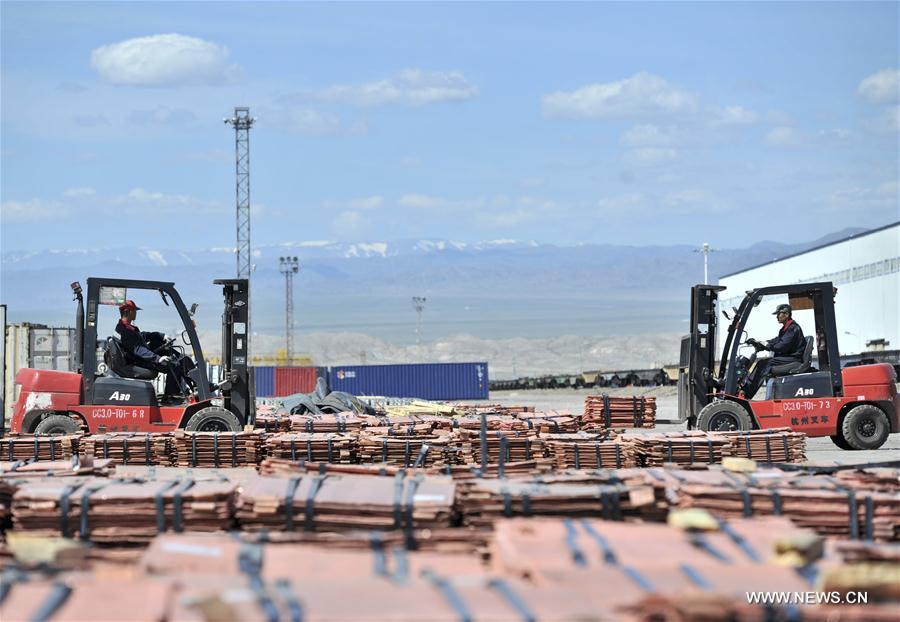 CHINA-XINJIANG-ALATAW PASS-FREIGHT TRAIN (CN)