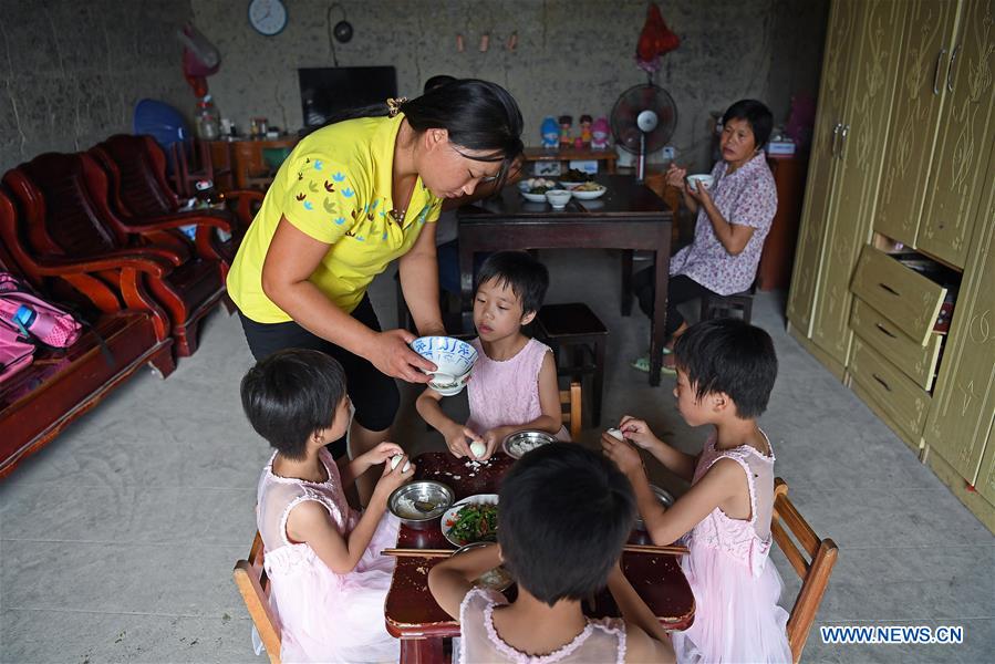 CHINA-JIANGXI-QUADRUPLET FAMILY-ANTI-POVERTY (CN)