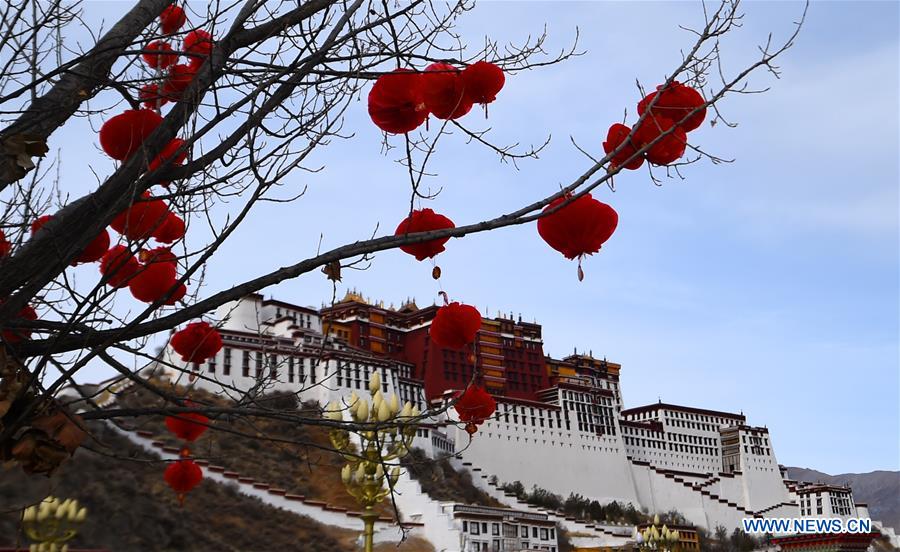 CHINA-LHASA-SPRING FESTIVAL-DECORATION (CN)