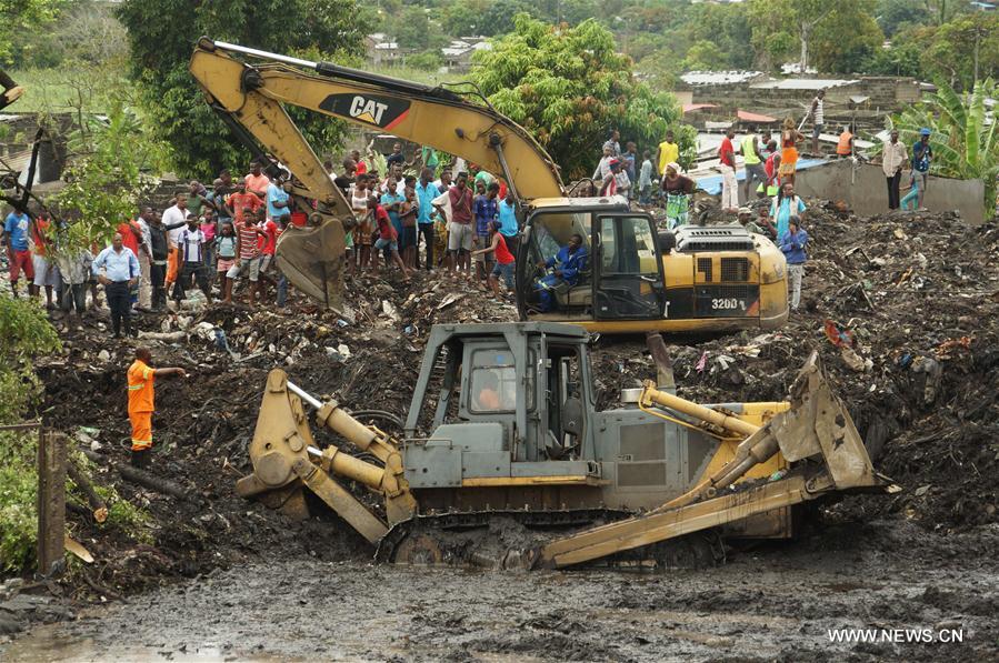 MOZAMBIQUE-MAPUTO-GARBAGE DUMP-LANDSLIDE