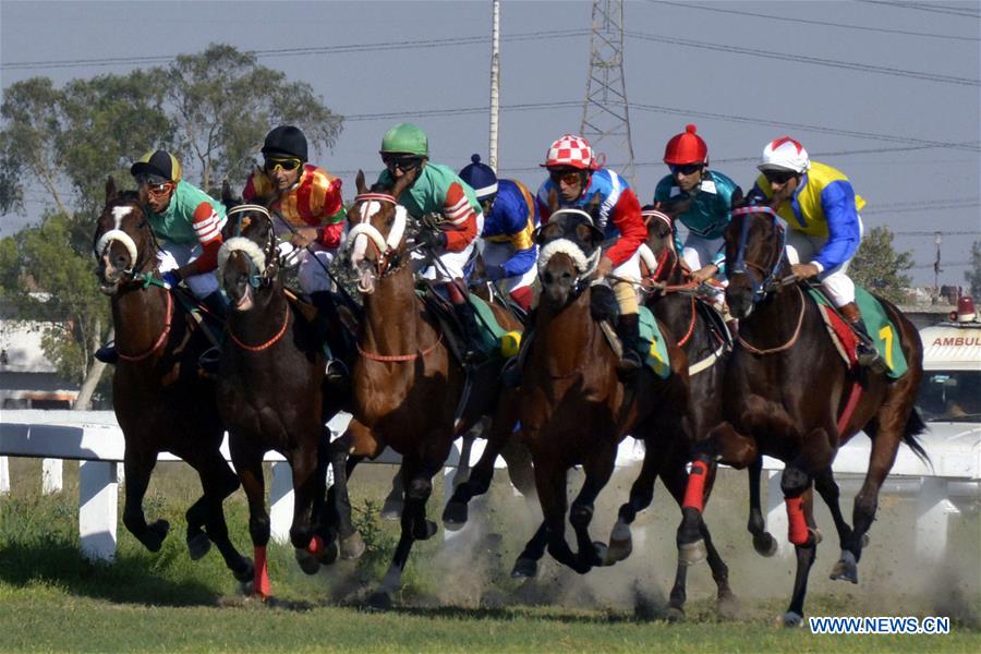 (SP)PAKISTAN-LAHORE-DERBY-RACE