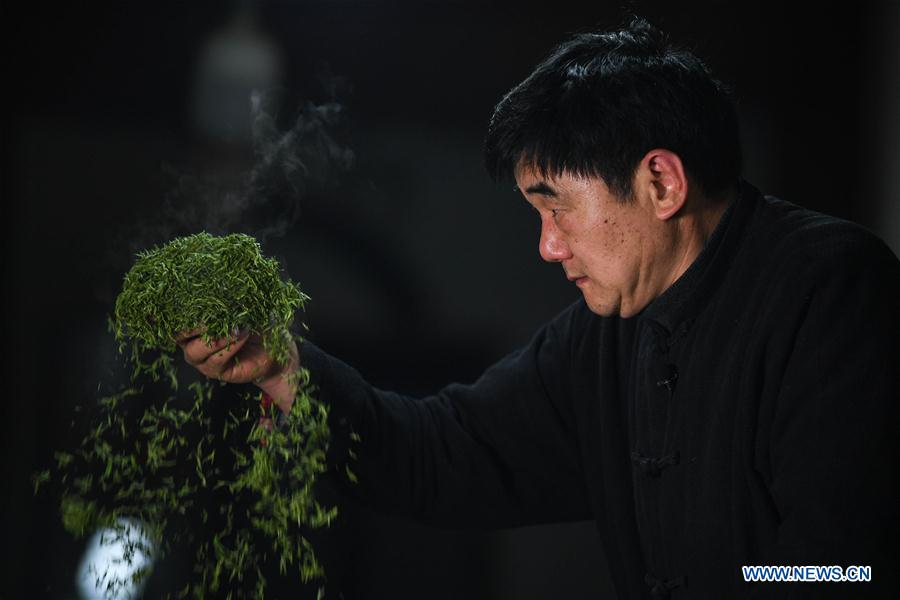 CHINA-JIANGSU-SUZHOU-TEA-MAKING (CN)