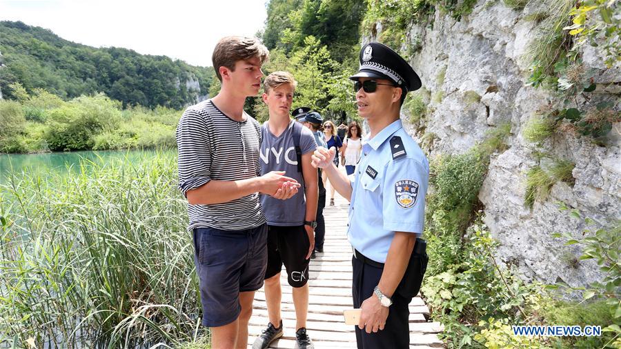 CROATIA-CHINA-TOURISM-JOINT POLICE PATROL