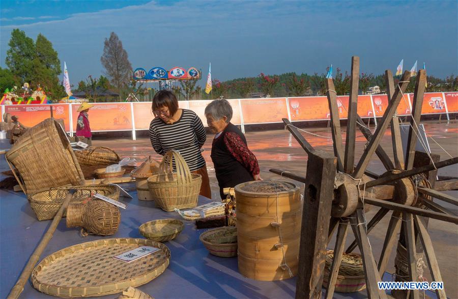 #CHINA-SICHUAN-SANTAI-HARVEST(CN)