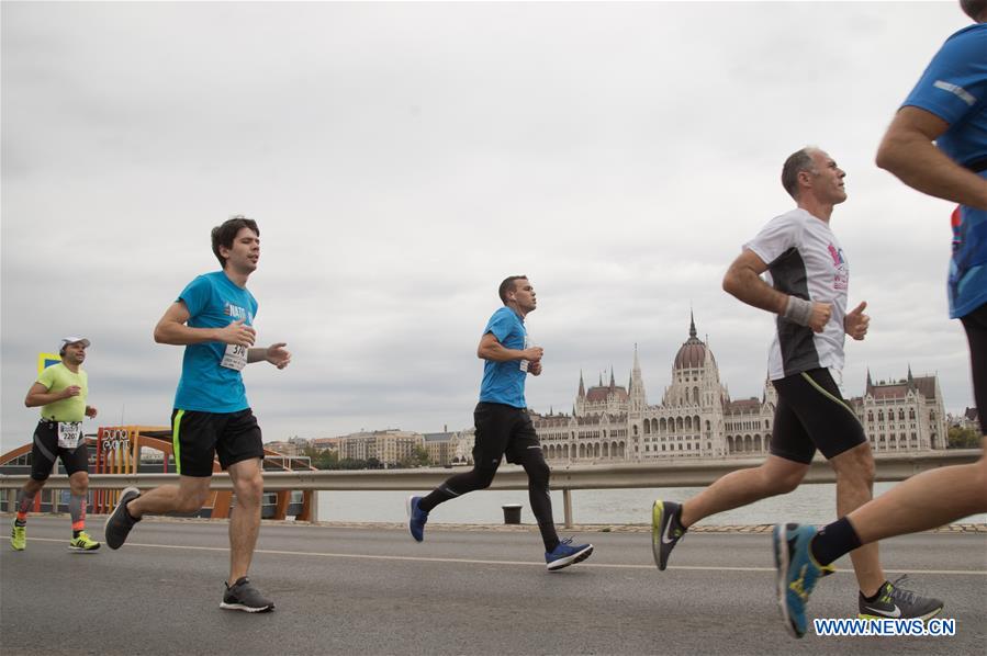 (SP)HUNGARY-BUDAPEST-NATO RUN