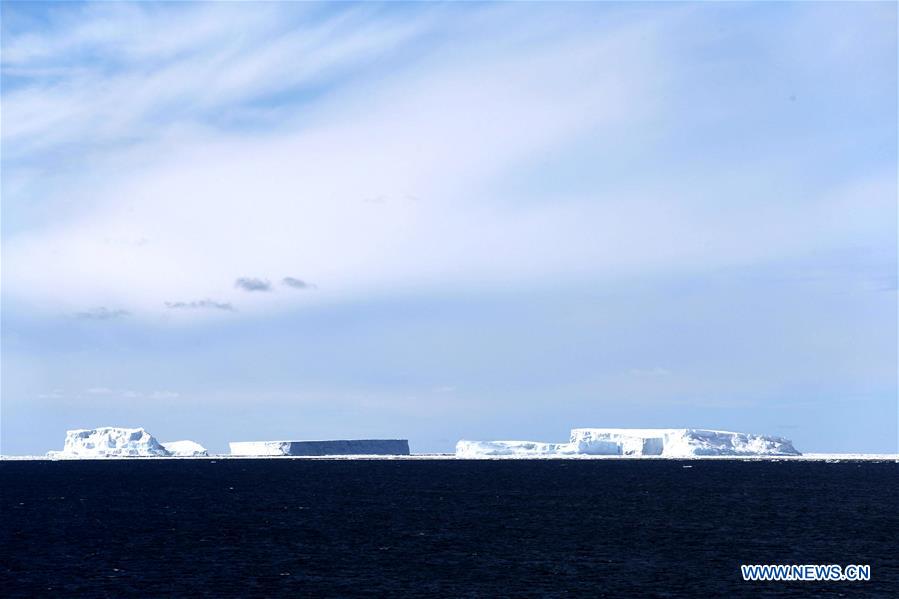 CHINA-XUELONG-ANTARCTIC RESEARCH EXPEDITION-ANTARCTIC CIRCLE (CN)