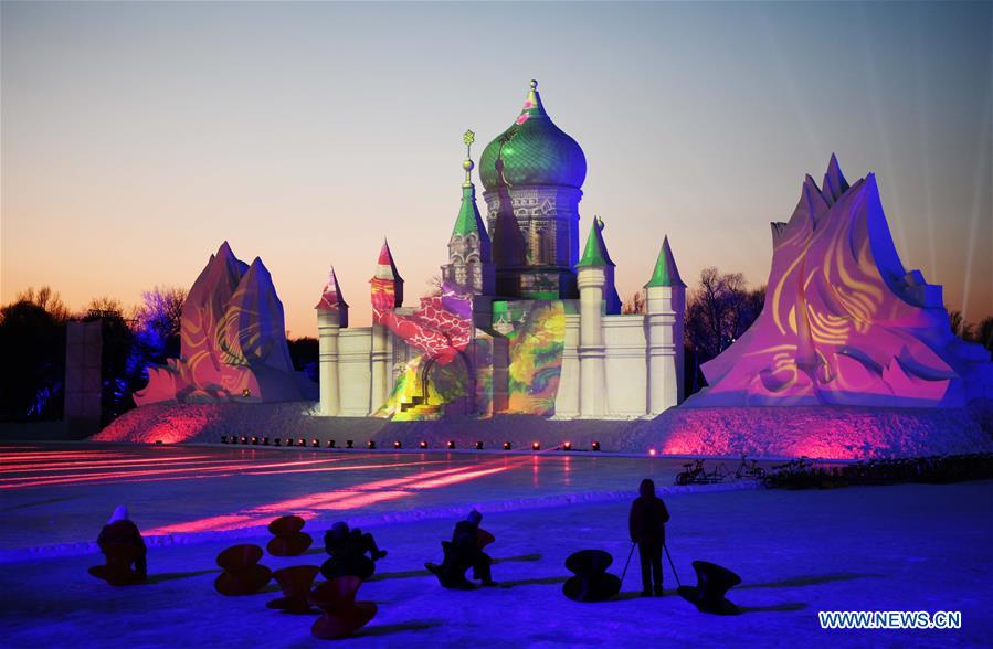 CHINA-HEILONGJIANG-HARBIN-SNOW SCULPTURE ART EXPO (CN)