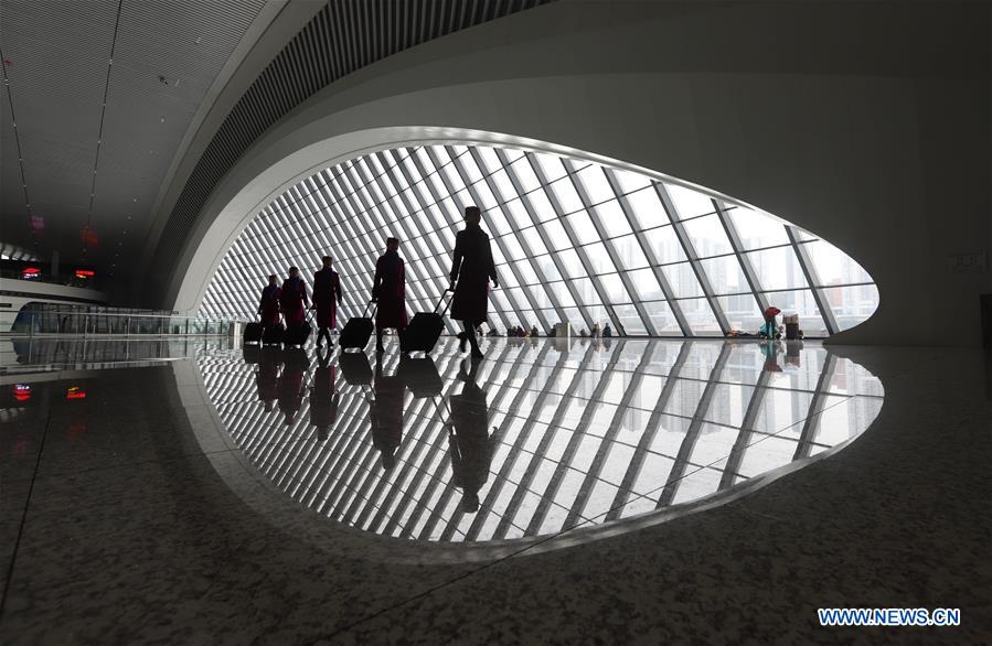 #CHINA-POST-HOLIDAY TRAVEL PEAK (CN)