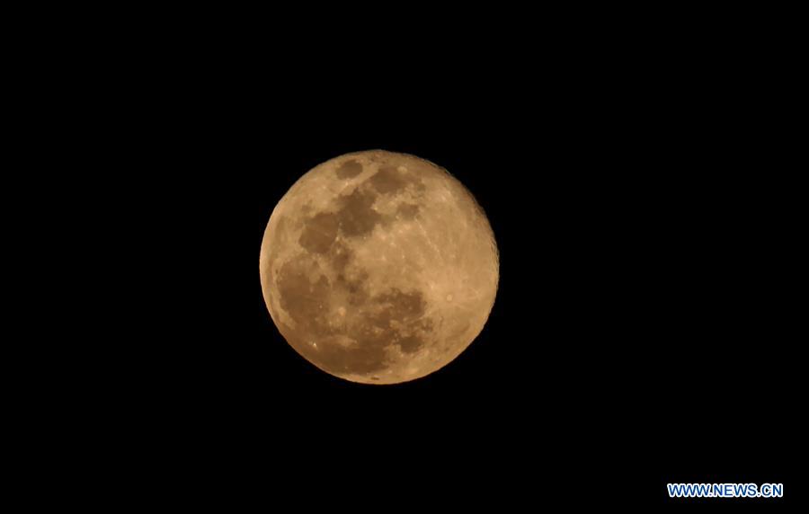 MIDEAST-NABLUS-SUPER MOON