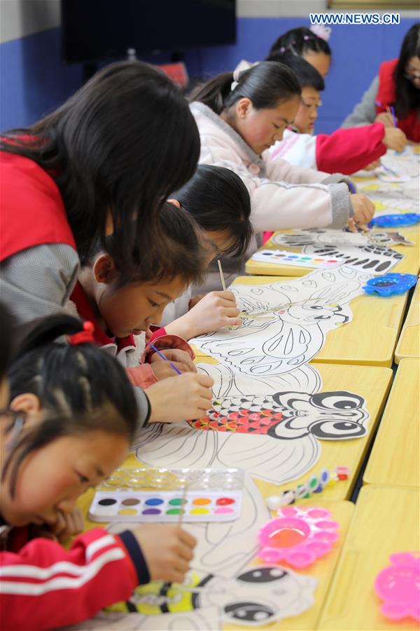 #CHINA-SPRING-CHILDREN-LEISURE-KITES (CN)