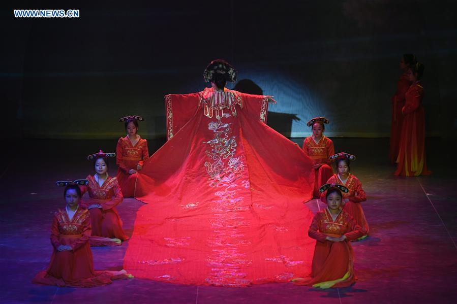 CHINA-GANSU-DUNHUANG-PERFORMANCE (CN)