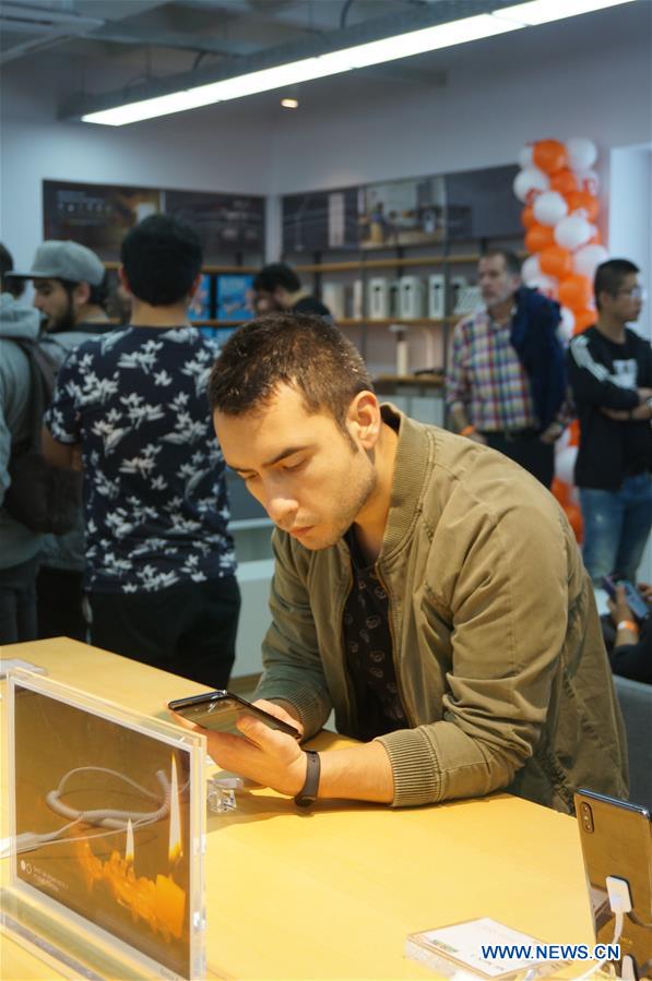 CHILE-SANTIAGO-FIRST XIAOMI STORE-OPENING