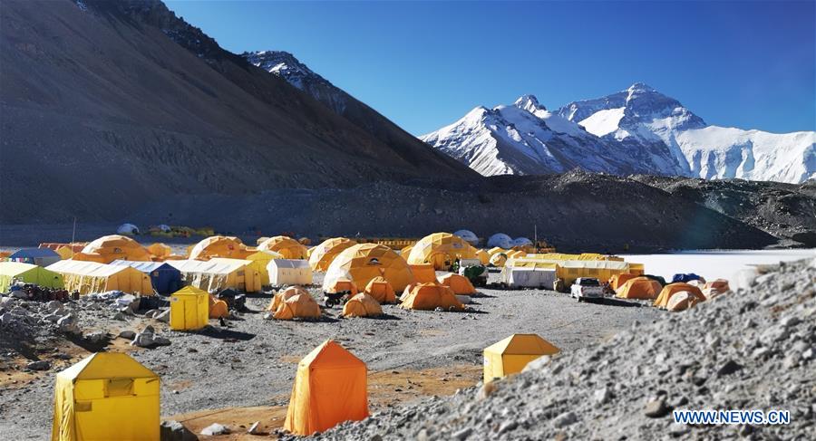 (InTibet)CHINA-TIBET-MOUNT QOMOLANGMA-BASE CAMP-LIFE (CN)