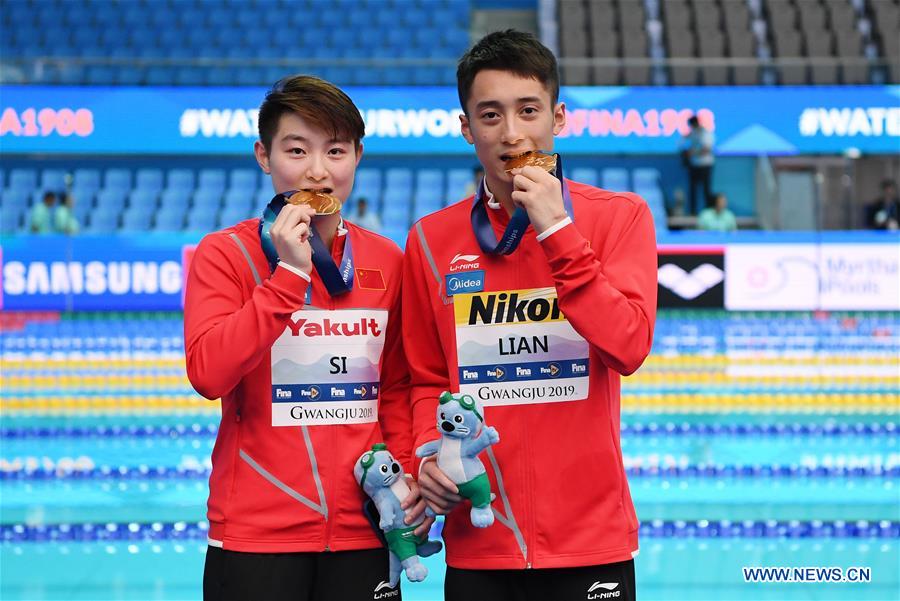 (SP)SOUTH KOREA-GWANGJU-FINA WORLD CHAMPIONSHIPS-DIVING-MIXED 10M SYNCHRONISED