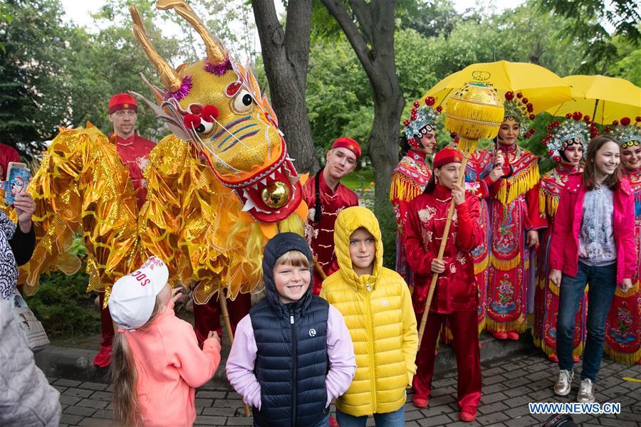 RUSSIA-MOSCOW-PANDAS-BIRTHDAY-CELEBRATIONS