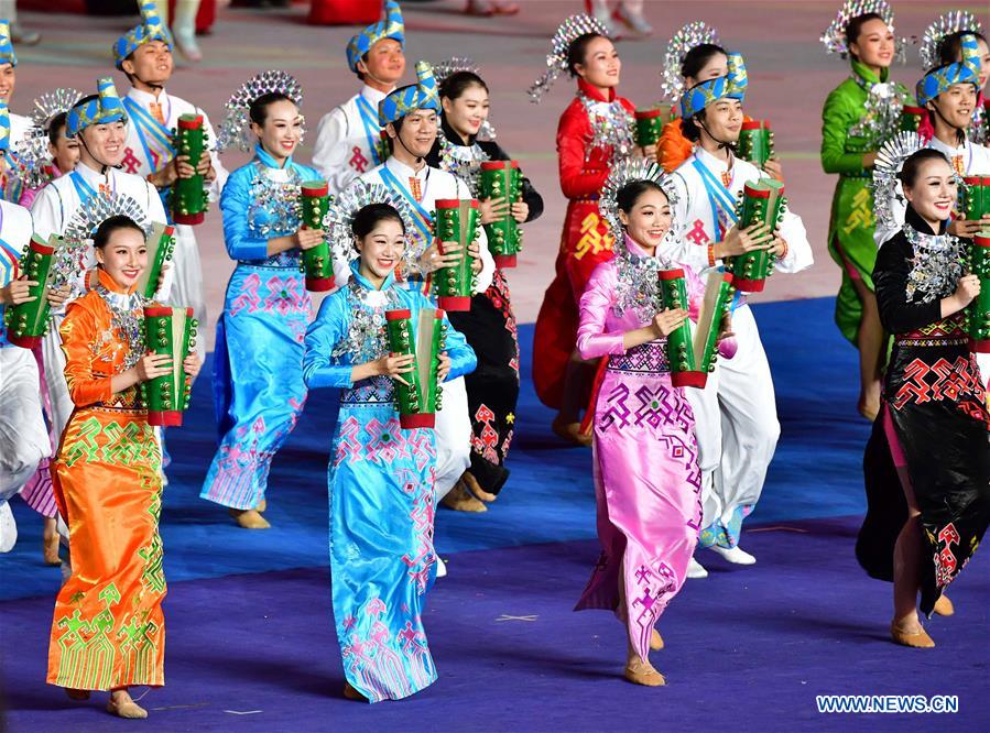 (SP)CHINA-ZHENGZHOU-NATIONAL TRADITIONAL GAMES OF ETHNIC MINORITIES-OPENING CEREMONY (CN)