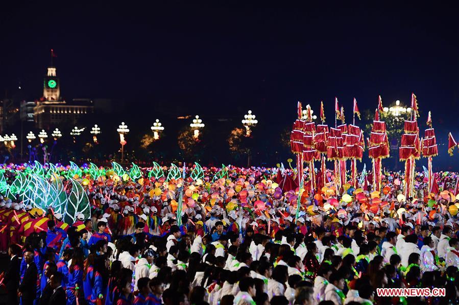 (PRC70Years)CHINA-BEIJING-NATIONAL DAY-CELEBRATIONS-EVENING GALA (CN)