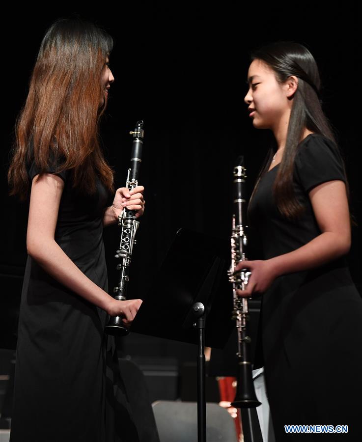 U.S.-CALIFORNIA-BURLINGAME-MIDDLE SCHOOL-WINTER CONCERT