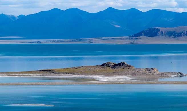 Scenery of Zhari Namco Lake in Ali, China's Tibet