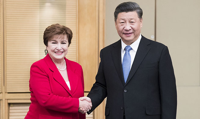 President Xi meets IMF chief to advance cooperation