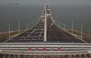 Hong Kong-Zhuhai-Macao Bridge embraces Spring Festival travel rush