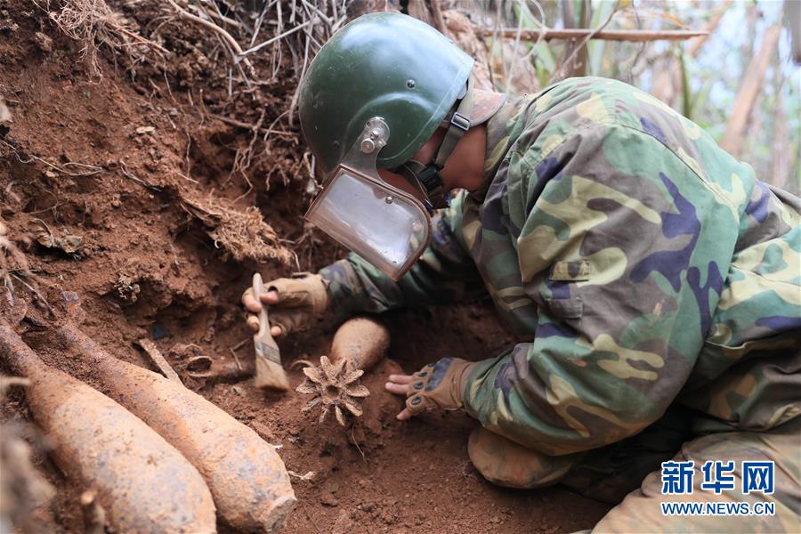 （圖文互動）（1）和平年代，離死神最近的人——南部戰(zhàn)區(qū)陸軍云南掃雷大隊邊境掃雷排爆記事