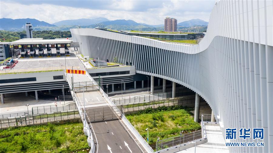 （經(jīng)濟）（2）蓮塘/香園圍口岸正式啟用 大灣區(qū)再添新物流大通道　