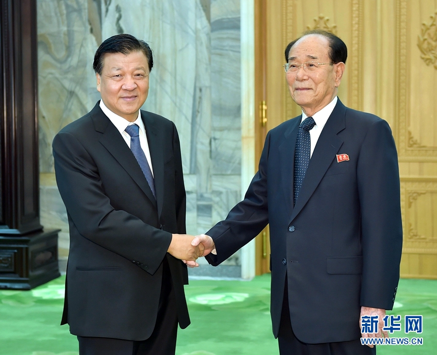 10月10日，正在朝鮮訪問的中共中央政治局常委、中央書記處書記劉云山在平壤會見朝鮮勞動黨中央政治局常委、最高人民會議常任委員會委員長金永南。 新華社記者 李濤 攝