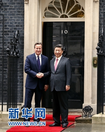 10月21日，國家主席習(xí)近平在倫敦唐寧街首相府同英國首相卡梅倫舉行會談。 新華社記者 鞠鵬 攝 