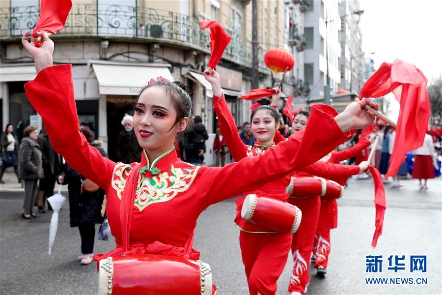 （國際·圖文互動(dòng)）（5）年味飄進(jìn)里斯本